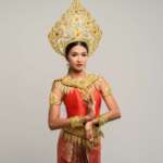 beautiful-thai-woman-wearing-thai-dress