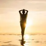 silhouette-of-a-young-and-fit-woman-on-the-beach